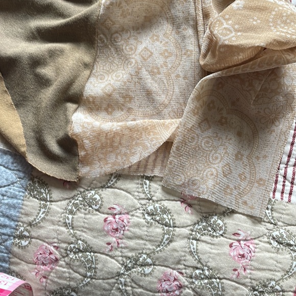 Vintag Euro Off The Shoulder Knit Blouse - Picture 3 of 5